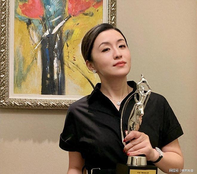 秦雯背刺陈道明风波升级！唐嫣新剧播出受影响，王家卫也被骂惨（组图） - 1