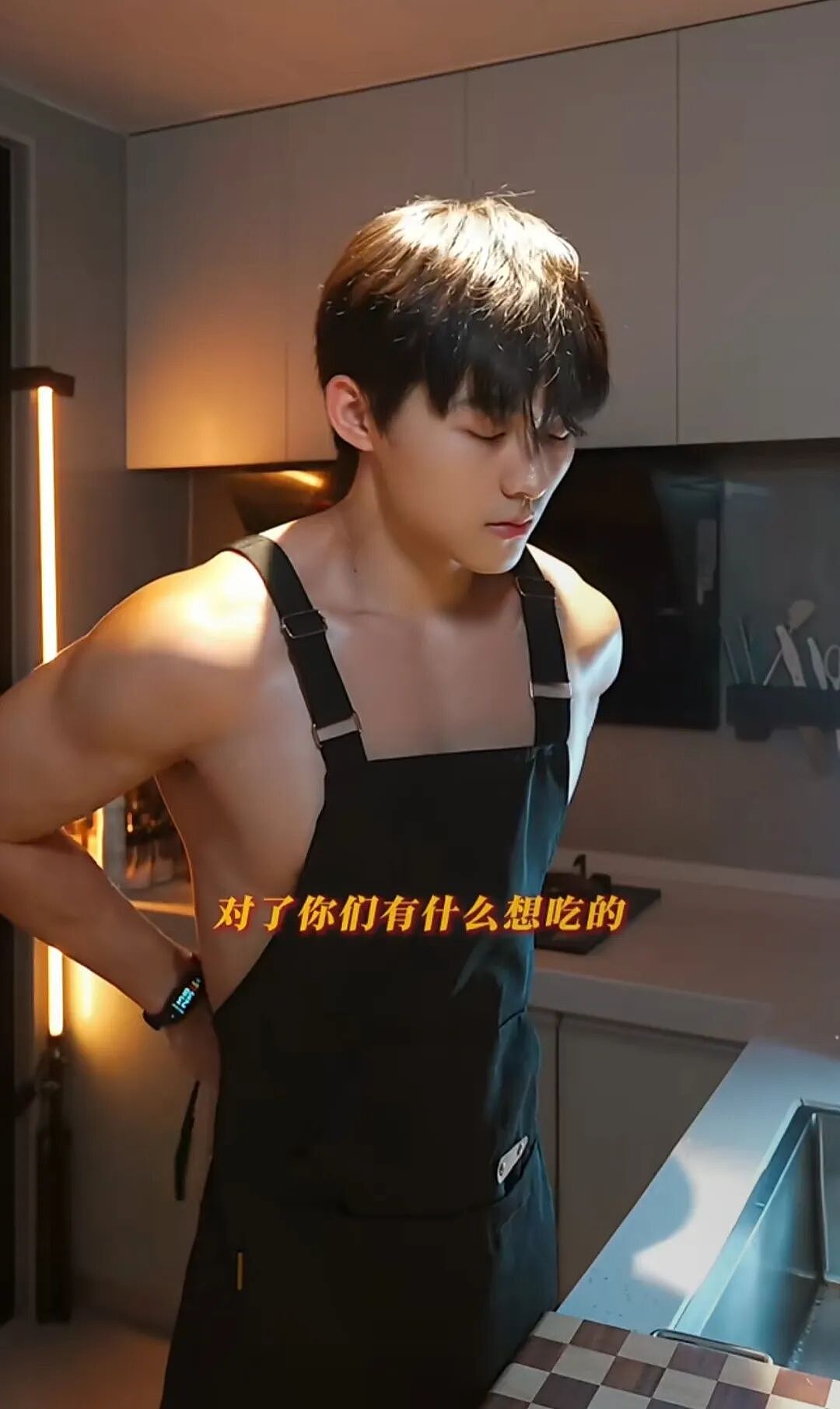 【帅哥】新晋美食擦边肌肉男,网友:别做饭了,做我吧...(组图) - 6