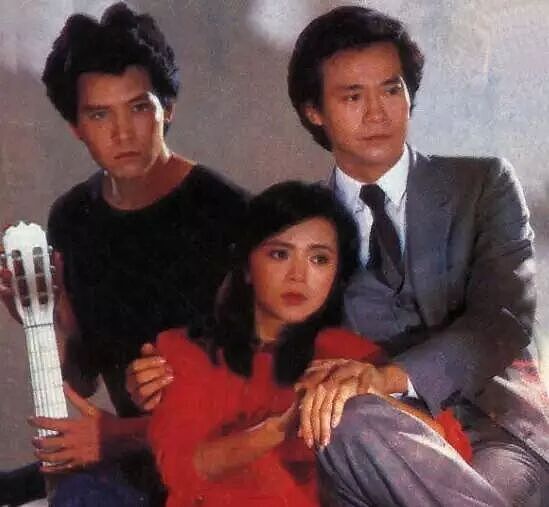宣布终生单身！18岁公开恋情，两位天王为她痴迷，今男女通吃超爱玩？（组图） - 54