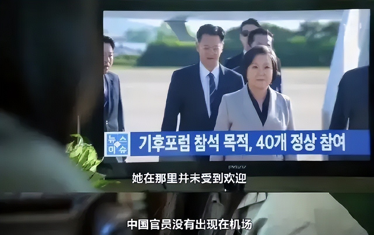全智贤只是个导火线,韩剧“夹带私货”套路多,一个比一个离谱(组图) - 9