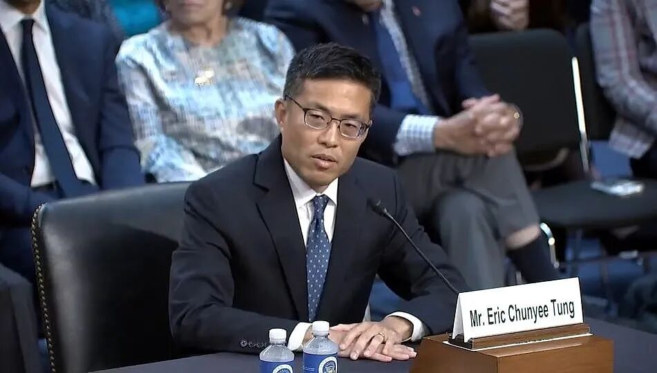川普提名华裔律师担任第9巡回上诉法院法官,民主党炸锅(组图) - 2
