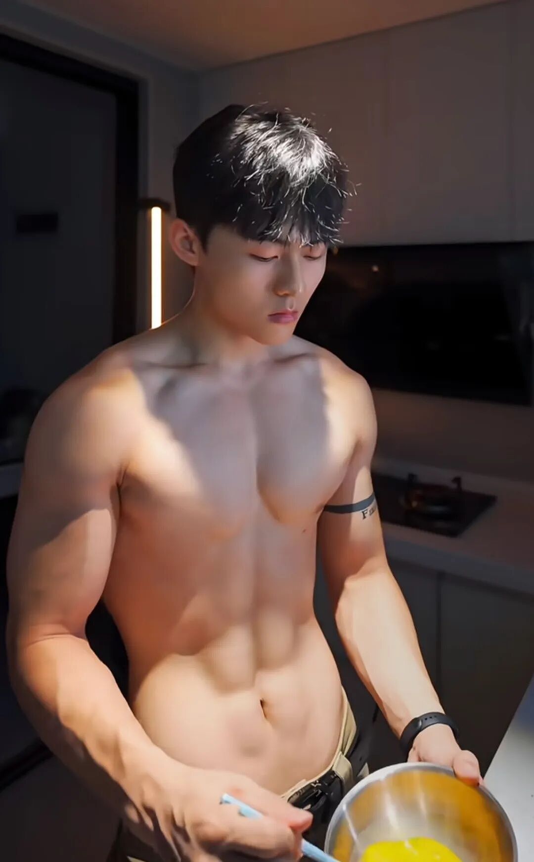 【帅哥】新晋美食擦边肌肉男,网友:别做饭了,做我吧...(组图) - 7