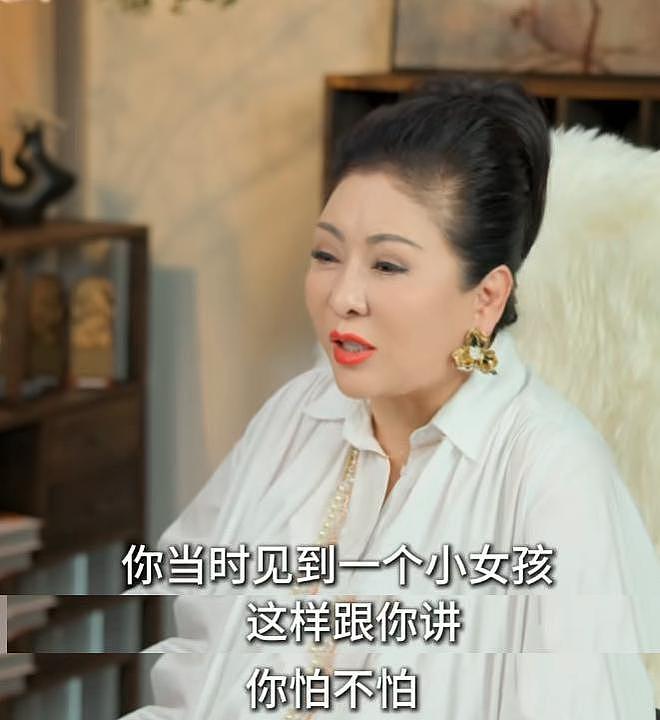 向太谈拒签刘亦菲，吐槽其14岁就太成熟让人害怕，暗讽其装大小姐（组图） - 5