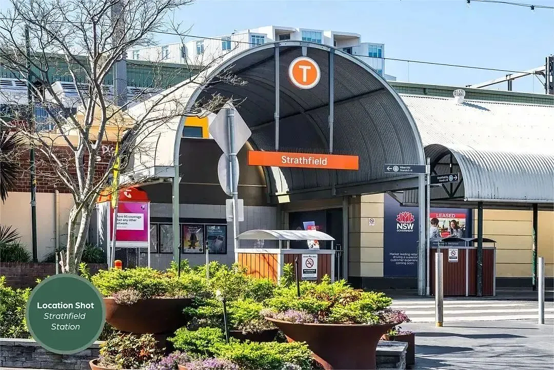 悉尼内西区Strathfield七房四卫北向三层大宅，多功能宽敞生活空间，近学校、公园，公共交通和购物餐饮区（组图） - 2