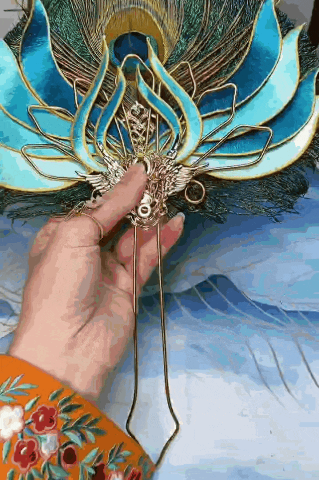 【社交】广西姑娘的武侠梦太飒了：复刻“暴雨梨花针”火爆全网，网友：穿越了我的女侠（组图） - 7