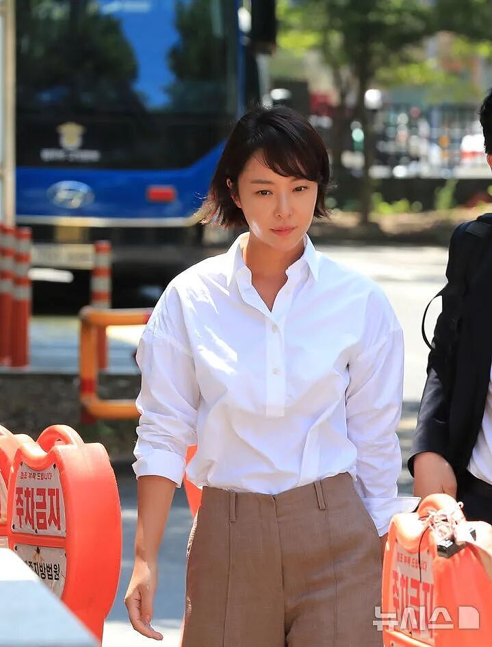 40岁知名女演员，获刑两年！（组图） - 2