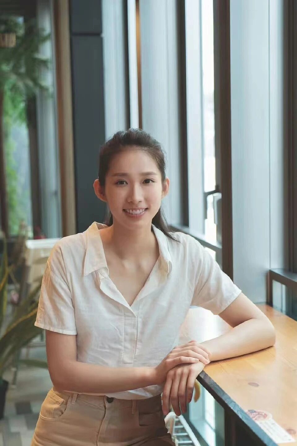 【美女】比谷爱凌发育还猛的神仙姐姐,出现了!香港顶级学霸,巴黎一剑封神(组图) - 3