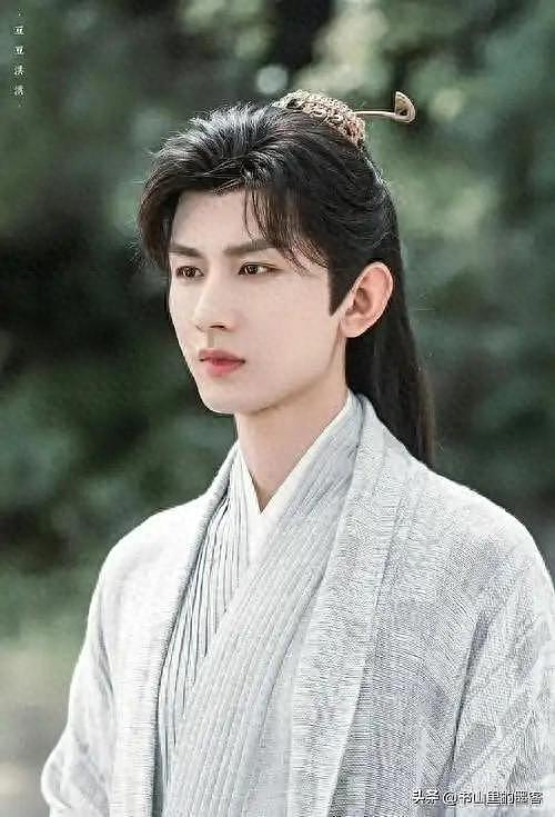 梁婷发文谈肖战成毅：努力劝和粉丝开战，成毅长得丑，肖战演技差（组图） - 1