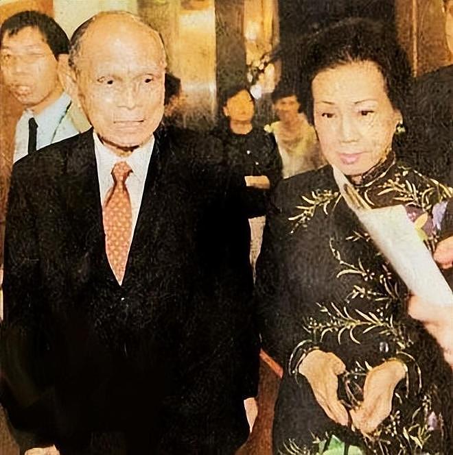 曝霍英东二房太太去世享年96岁，生前节俭已低调火化，讣告曝光（组图） - 11