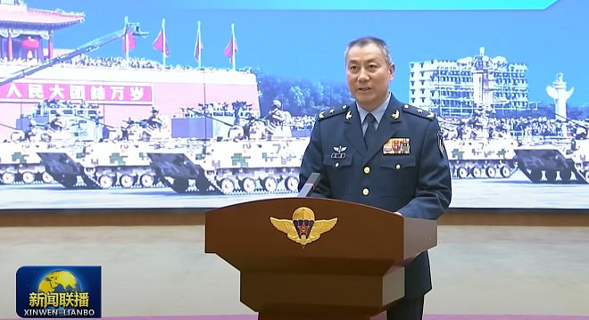 外媒：新疆军区司令政委双双缺席习接见，释放强烈信号（组图） - 5