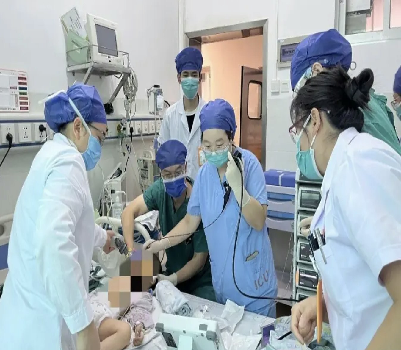 2岁童喝一口热汤被送进ICU！医生更提醒：从业以来首次遇到（组图） - 3