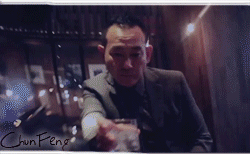 被黎姿拒爱18年后,他独居6亿豪宅:一人一狗,不要太爽!(组图) - 36