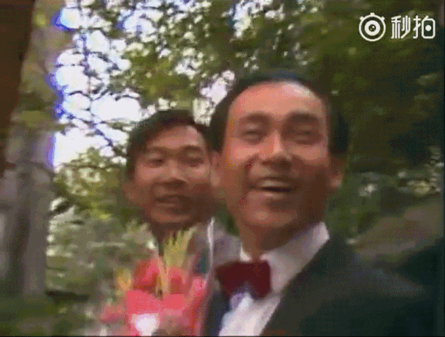 被黎姿拒爱18年后,他独居6亿豪宅:一人一狗,不要太爽!(组图) - 16