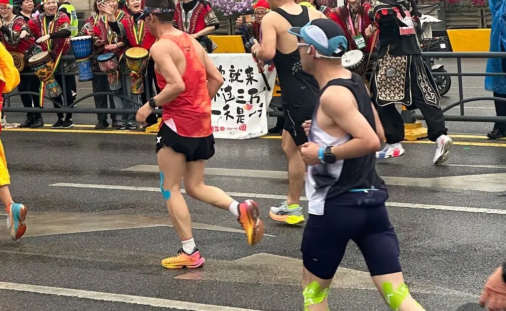 欧美户外老炮,托举3个中国理工男上神坛(组图) - 2