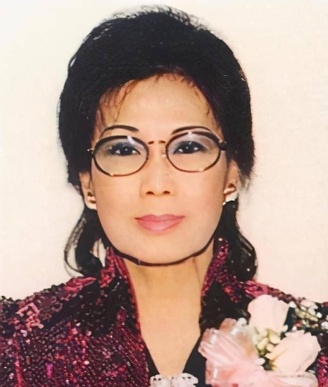 曝霍英东二房太太去世享年96岁，生前节俭已低调火化，讣告曝光（组图） - 1