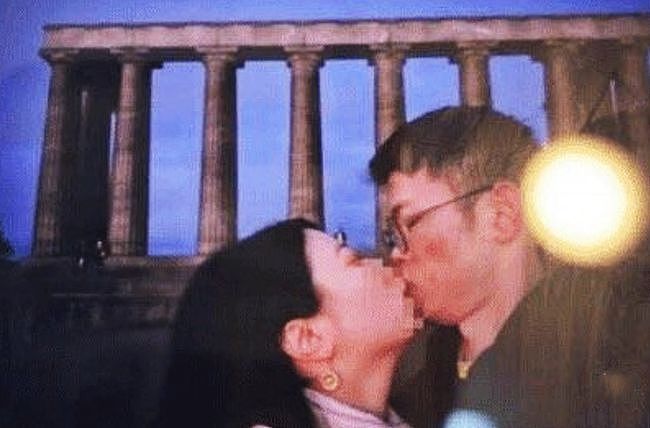 68页PPT丑闻后续:丈夫索要25万赔偿,妻子反咬一口,博士男喊冤(组图) - 10