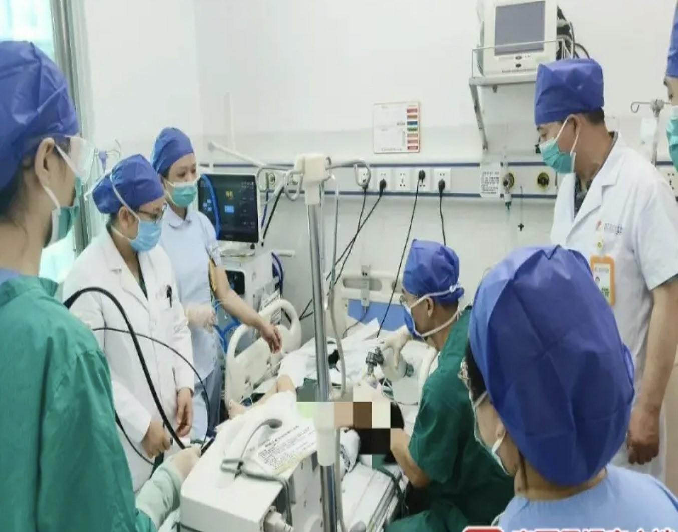 2岁童喝一口热汤被送进ICU！医生更提醒：从业以来首次遇到（组图） - 2