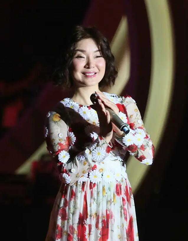 陈红再遭前夫公开控诉：事业巅峰为爱隐退，模范夫妻缘何变怨偶？（组图） - 2