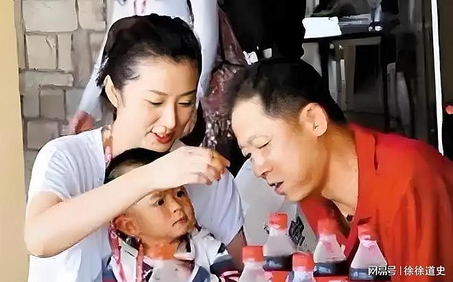 恩爱17年难抵现实残酷,陈坚红把王志文熬成爹,年龄差终究是个坎(组图) - 22