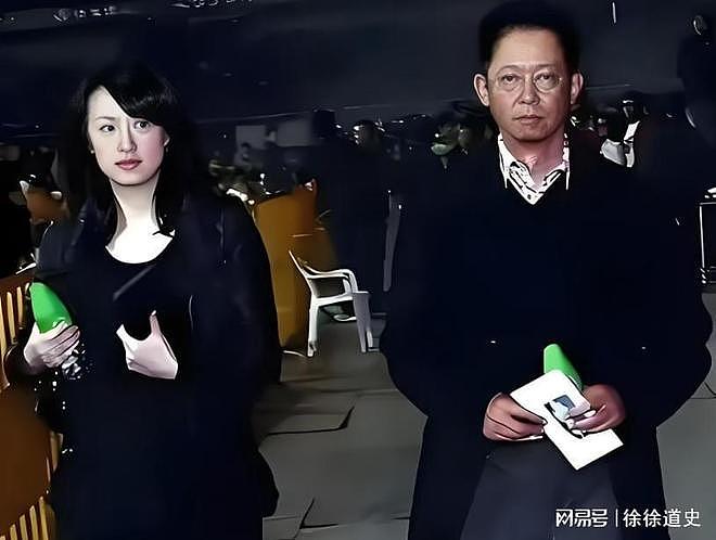 恩爱17年难抵现实残酷,陈坚红把王志文熬成爹,年龄差终究是个坎(组图) - 26
