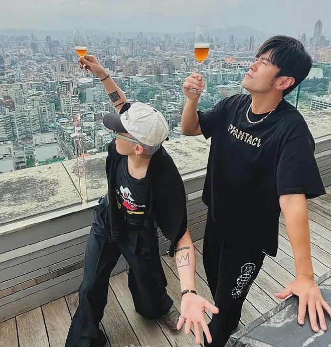 周杰伦热捧韩星挨骂!感激对方弹奏自己音乐,网友炮轰忘本哈韩(组图) - 15