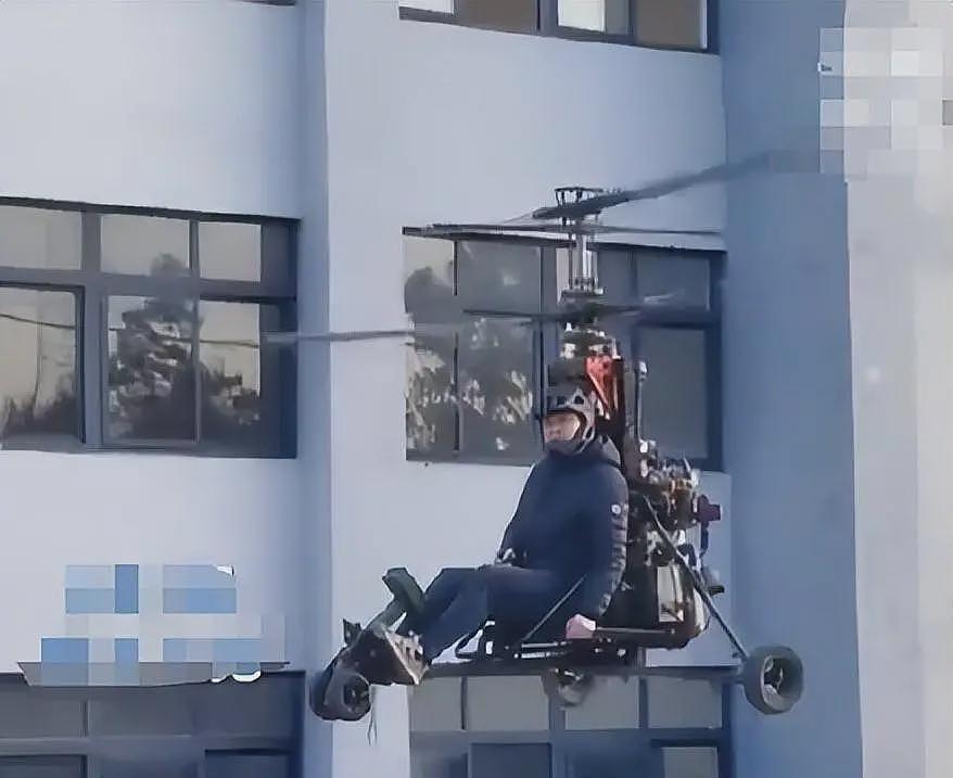 后续！55岁网红唐飞机直播身亡，烧得只剩一条腿了，知情人曝详细原因（组图） - 5