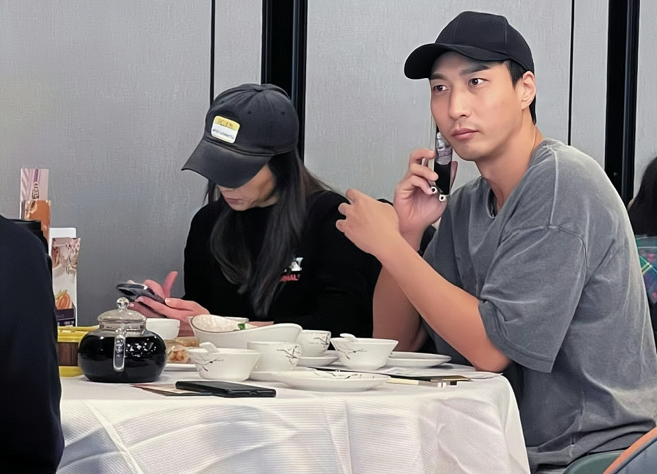 知名女星宣布复出!做心脏手术休养半年,17岁怀孕当小三,今却活明白了?(组图) - 34