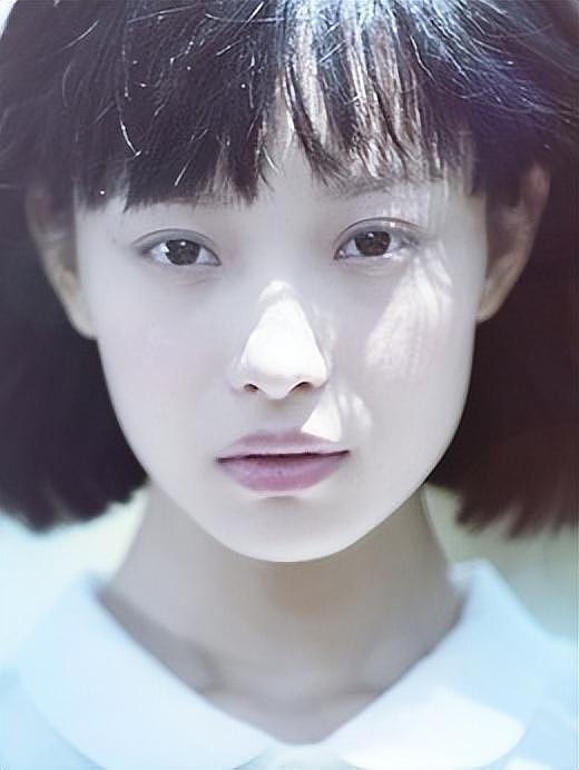 倪妮时装周大放异彩：10个角色踩过太多坑，内娱时髦精进阶不容易（组图） - 19