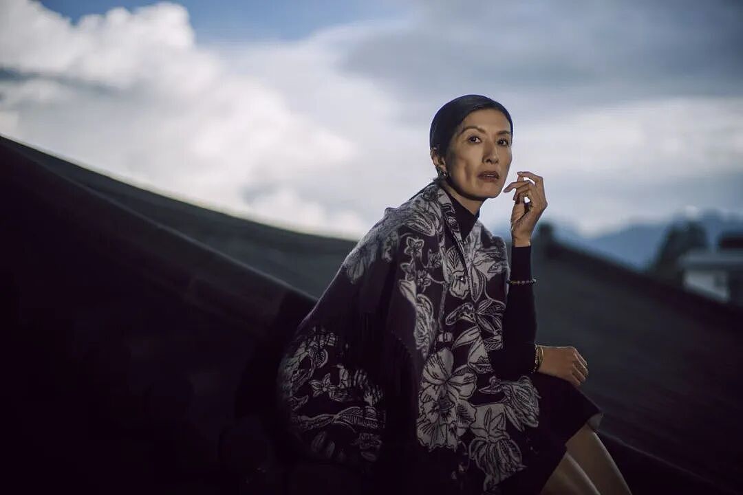 另类豪门媳妇：52岁人生重启，爆火成顶级超模（组图） - 25