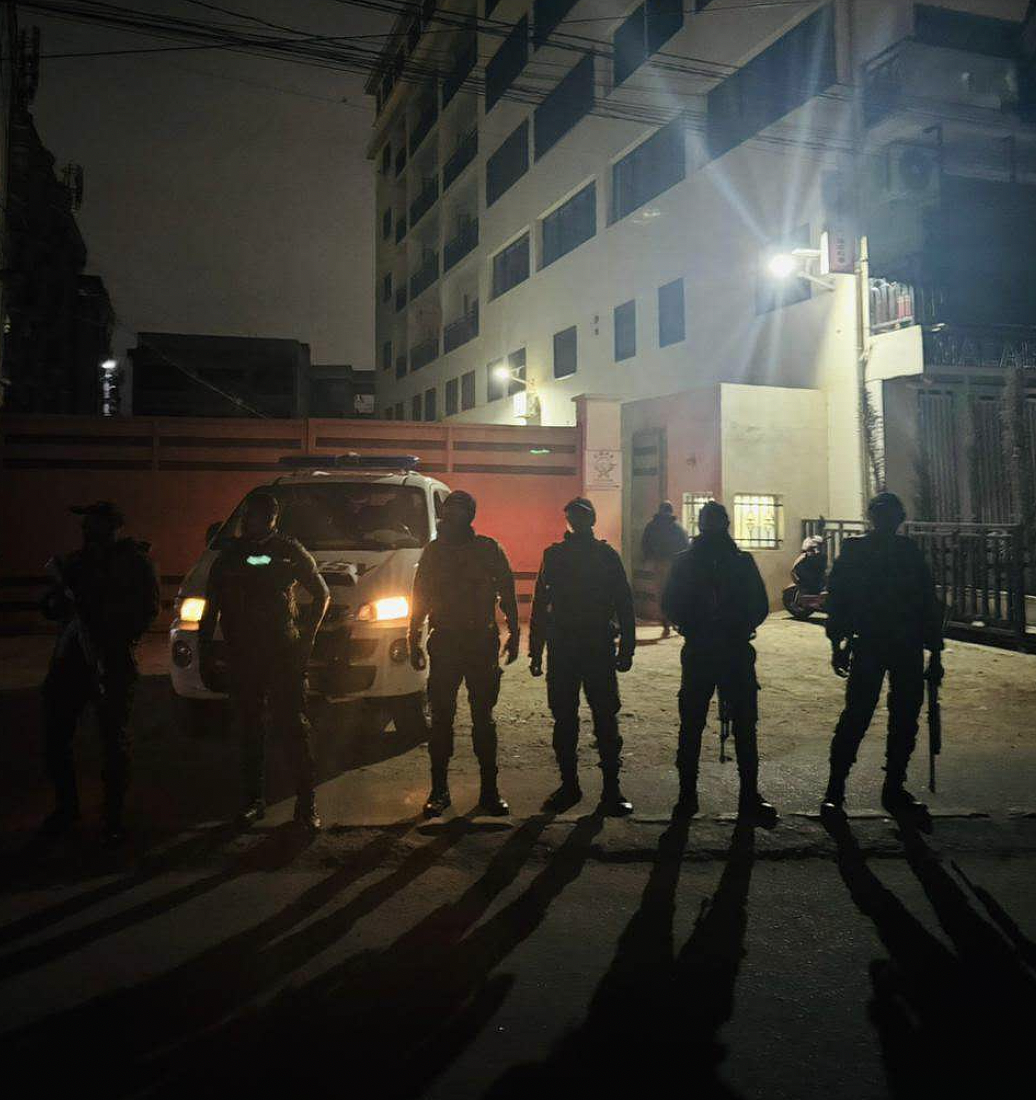 马达加斯加首都发生骚乱，当地华人：花钱请警察和部队打退暴徒进攻，抱团24小时轮班（视频/组图） - 5