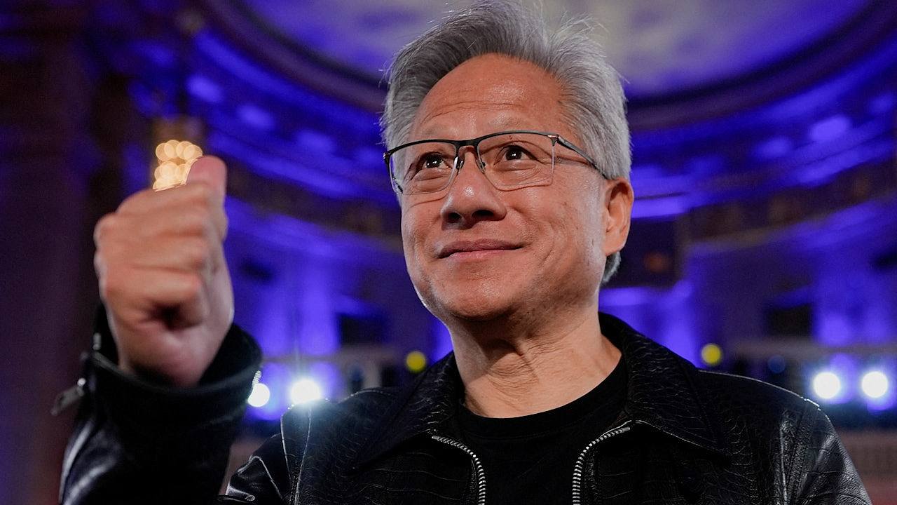 黄仁勋：中制晶片只落后几奈秒，Nvidia销中“符合美国利益”（图） - 1