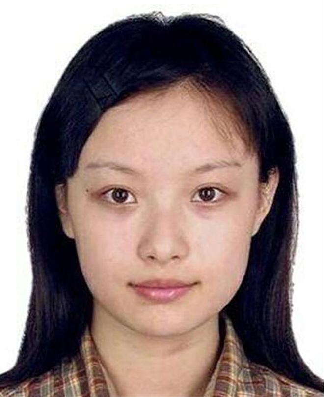 倪妮时装周大放异彩：10个角色踩过太多坑，内娱时髦精进阶不容易（组图） - 4