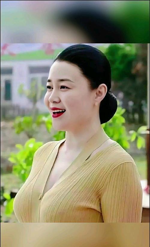 关婷娜十大惊艳片段,成熟女人的魅力(组图) - 2