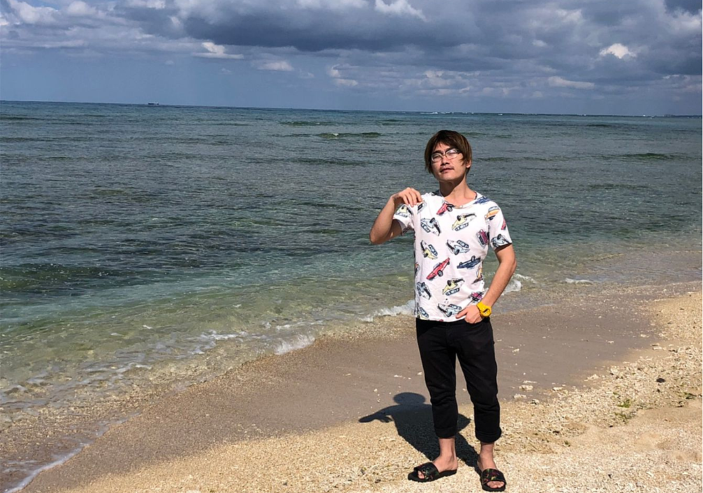 最牛软饭男！13年被养7次，净赚1500万，相貌平平富婆却抢着给他花钱…（组图） - 4