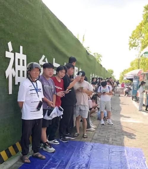 江西网红“鸡排哥”控场力强，6元鸡排讲出了6亿计划气魄（视频/组图） - 3