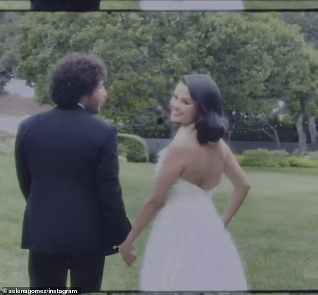 赛琳娜大婚众星云集，闺蜜霉霉全程陪伴！比伯发动态配“我愿意”，北美意难忘这是在…？（组图） - 45