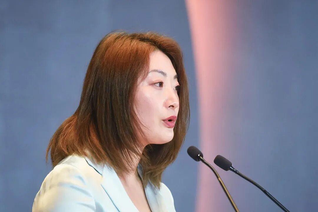 豪门千亿家产,传女不传男(组图) - 7