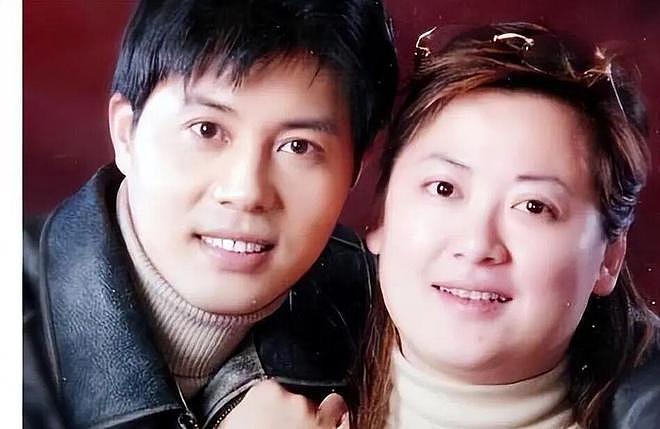 他娶生病变胖女演员，恩爱27年无绯闻，如今59岁儿女双全很幸福（组图） - 12