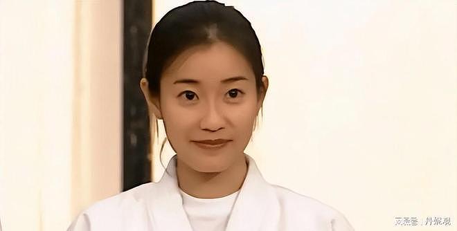 她宁愿单身也不接受谢霆锋，转身嫁豪门生4娃，如今46岁成了这样（组图） - 7