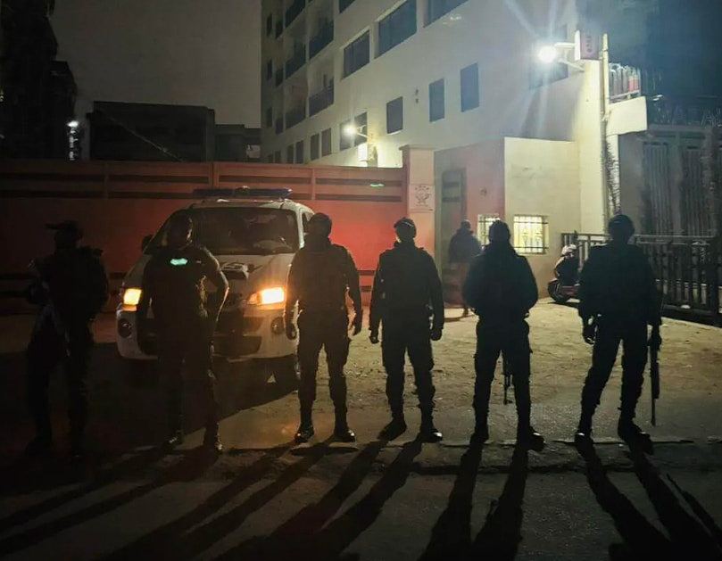 马达加斯加大规模示威至少22死，总统宣布解散政府！华人商场被洗劫一空求助军队保护（组图） - 4