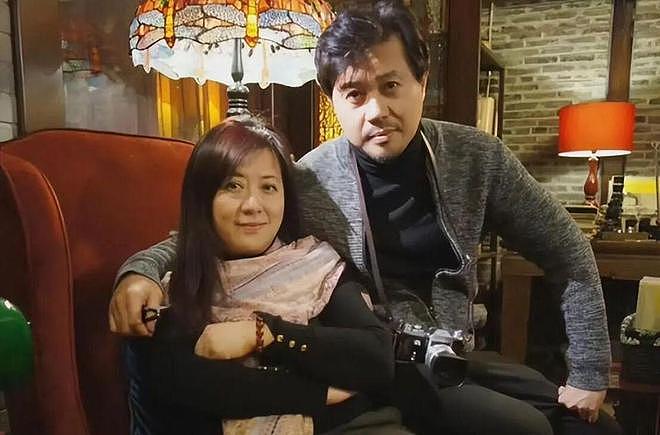 他娶生病变胖女演员，恩爱27年无绯闻，如今59岁儿女双全很幸福（组图） - 14