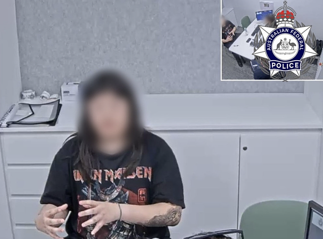 华人警惕！中国男子在入境澳洲被查手机，竟面临15年监禁？这件事千万别干...（组图） - 2
