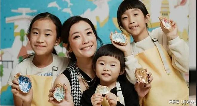 她宁愿单身也不接受谢霆锋，转身嫁豪门生4娃，如今46岁成了这样（组图） - 31