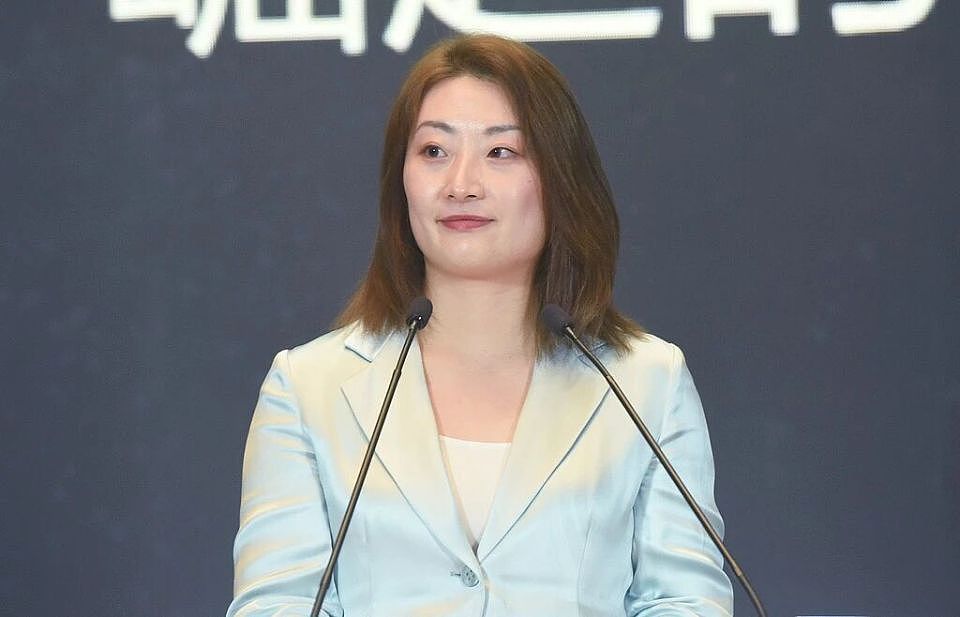 18亿遗产上诉被驳回后，砍掉娃哈哈金字招牌，宗馥莉在下什么棋？（组图） - 5