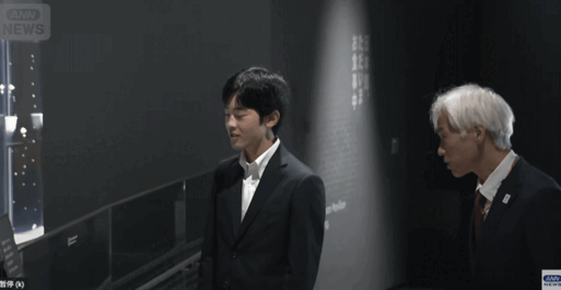 悠仁成年礼后单独公务!女粉惊叹:好优雅!这说的还是悠仁么...(组图) - 8