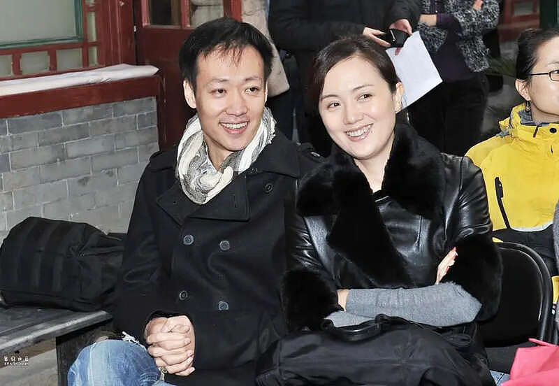 热搜! 董璇“丢弃体面的亲戚”戳中亿万人的隐痛(组图) - 28