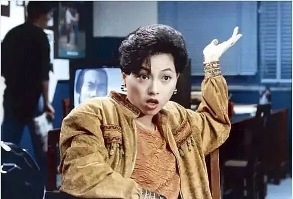 演《天龙八部》爆火，却因长相只能做配，被相爱30年男友拒婚！如今59岁的她，活得让全网羡慕（组图） - 5