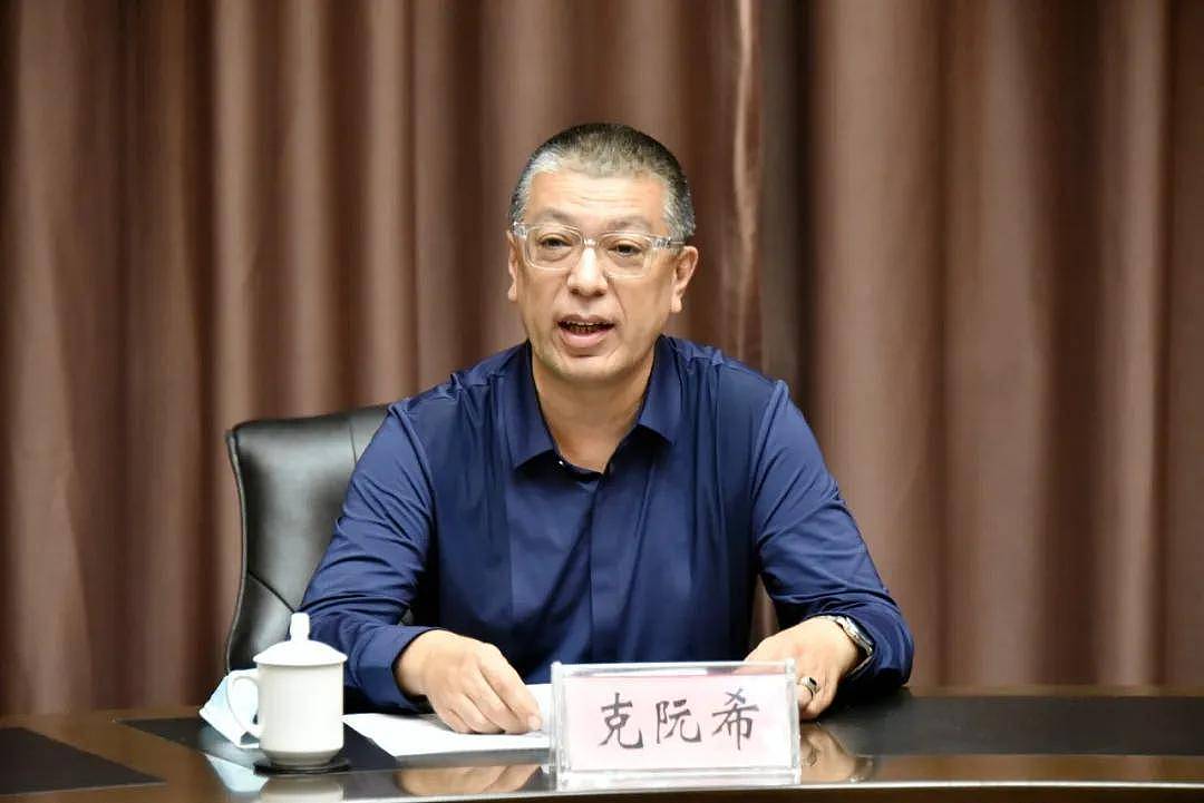 歌唱家克里木：演出摔断三根肋骨，妻子截肢，人生坚强有泪（组图） - 18