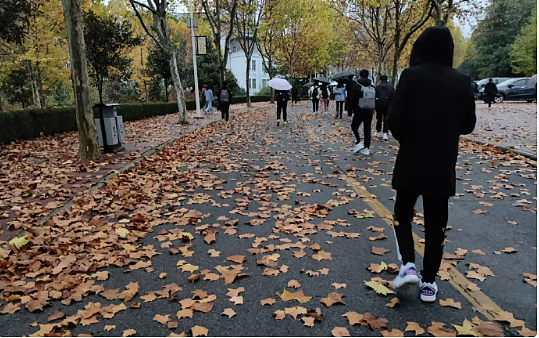 中国名校研究生学历越来越不值钱（图） - 1