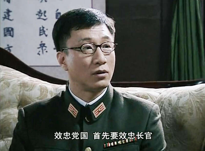 热搜! 董璇“丢弃体面的亲戚”戳中亿万人的隐痛(组图) - 2